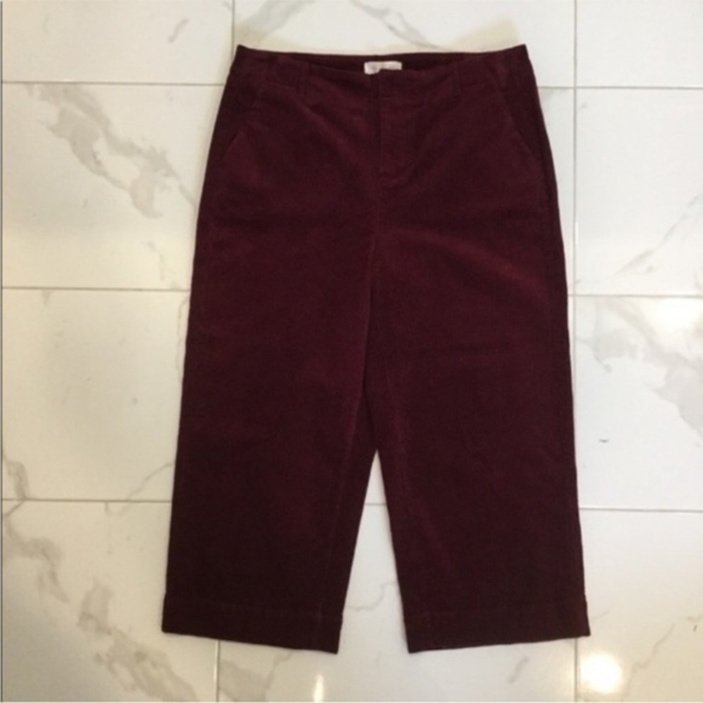 New Penningtons| Cropped Crushed Red Corduroy Highrise Pants - Picture 4 of 14